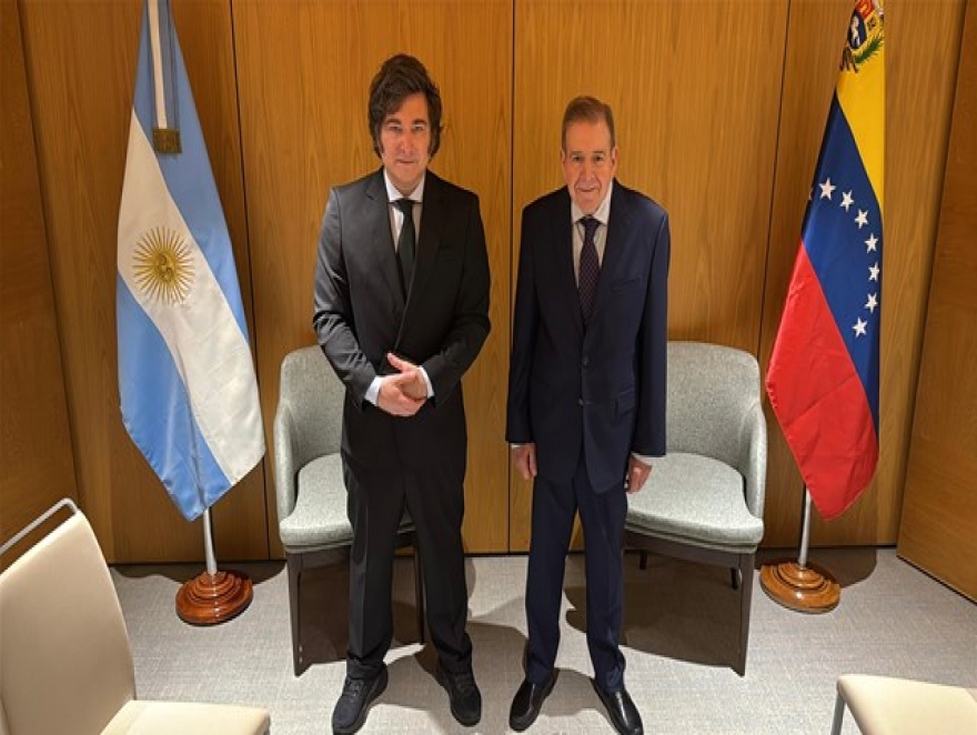MILEI CON URRUTIA