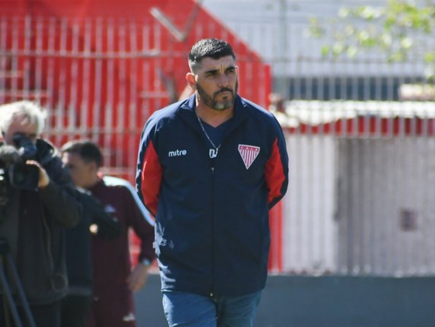 LOS ANDES DESPIDIO A RUIZ