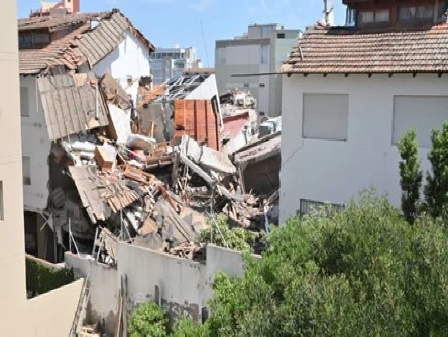 EL DERRUMBE EN VILLA GESELL