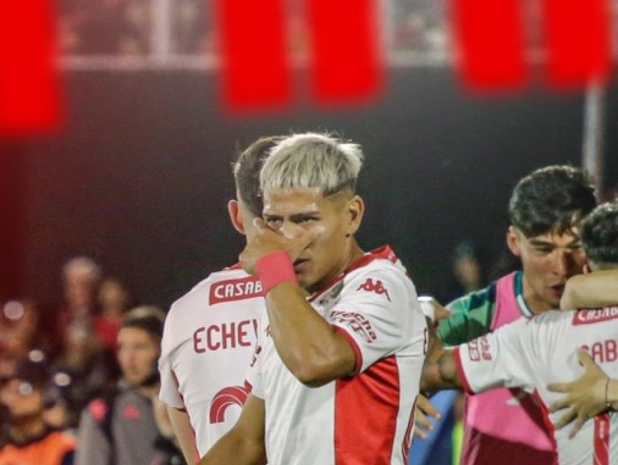 HURACAN GANO Y ES LIDER