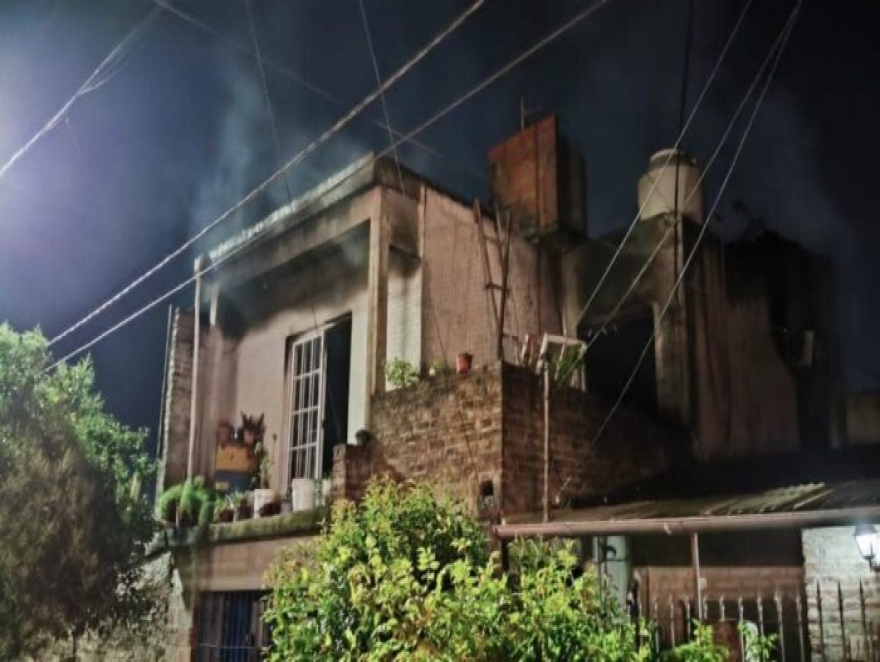 INCENDIO EN VILLA CENTENARIO