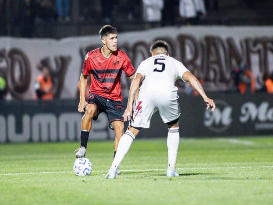 PLATENSE NO PUDO CON RIESTRA 