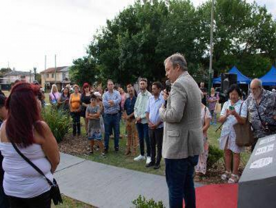 CASCALLARES RECONOCIO A DOS VECINOS