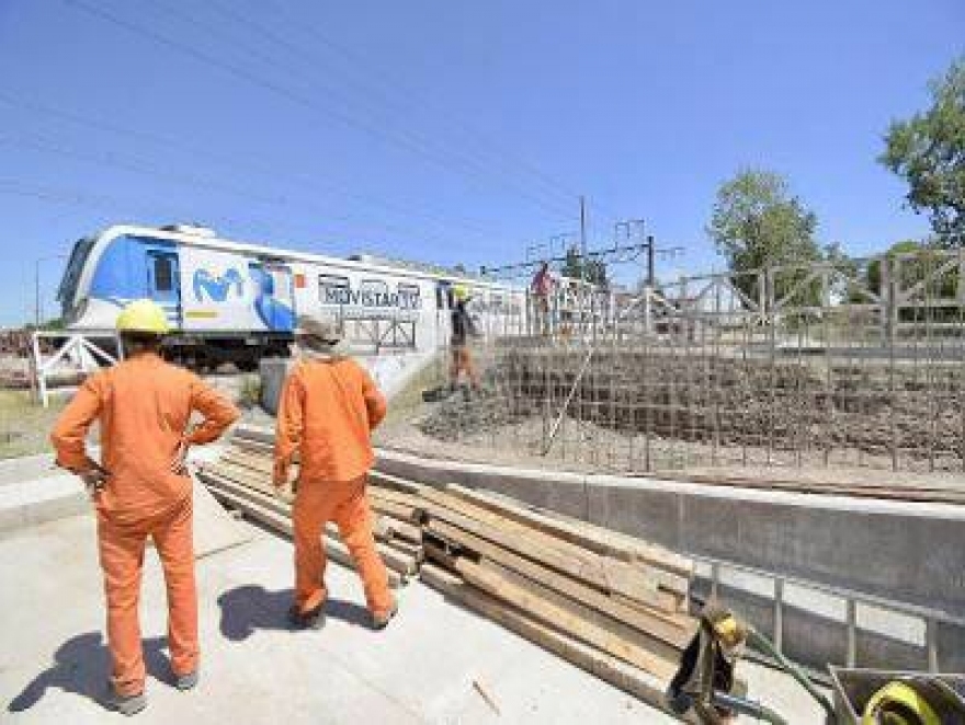 AVANZA LA OBRA EN LONGCHAMPS