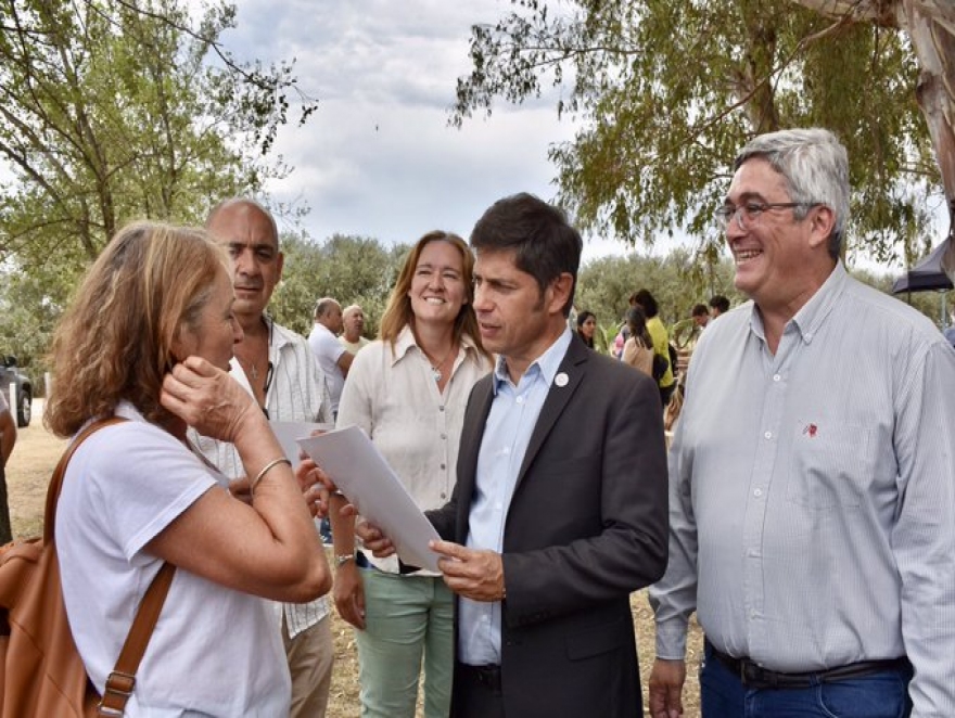 PROVINCIA FRENO A MACRI