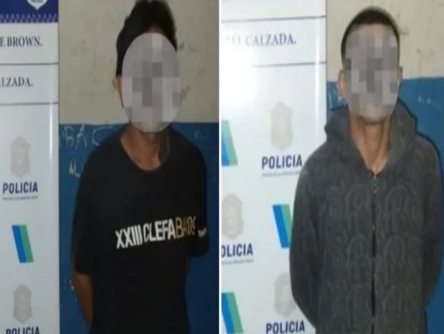 DOS DETENIDOS EN CALZADA