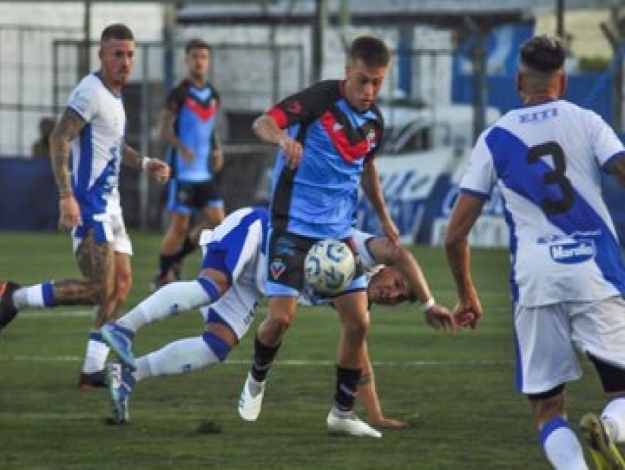 BROWN GANO CON UN GOLAZO