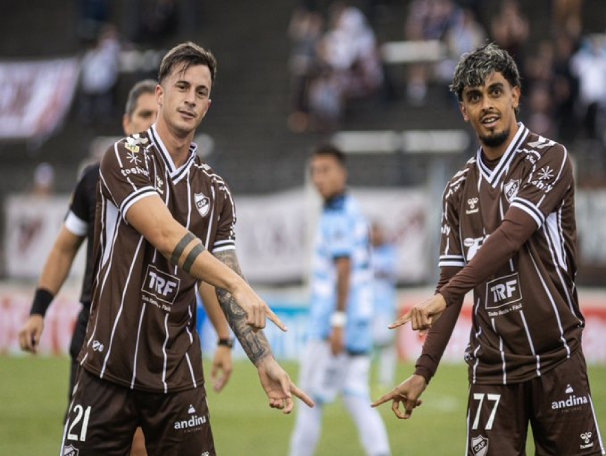 PLATENSE ELIMINO AL MATE