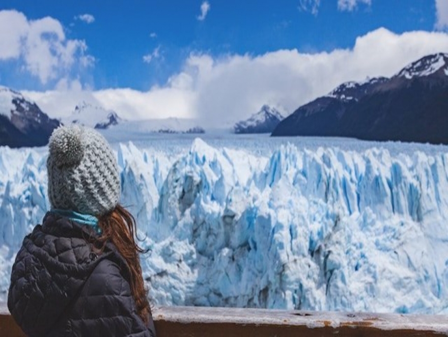 UN MILLON DE TURISTAS