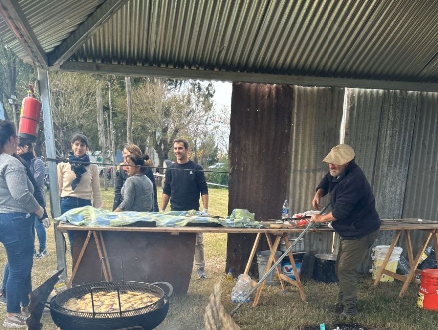 FIESTA DE LA EMPANADA AL DISCO