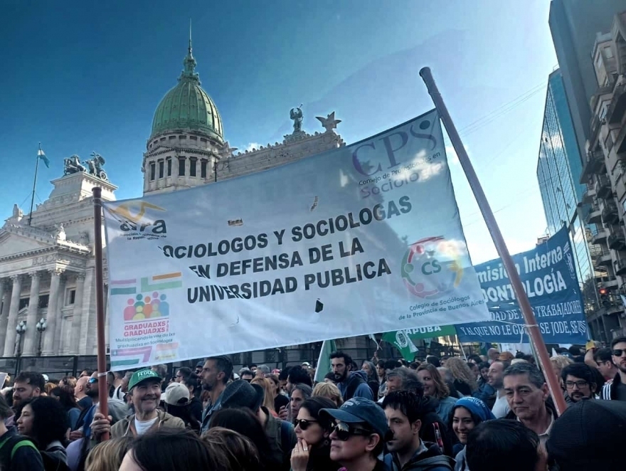DESFINANCIAN A LOS COLEGIOS